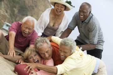 asistencia al viajeros Senior Tercera Edad Mayores